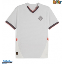 Island Bortedrakt 2024 Kortermet